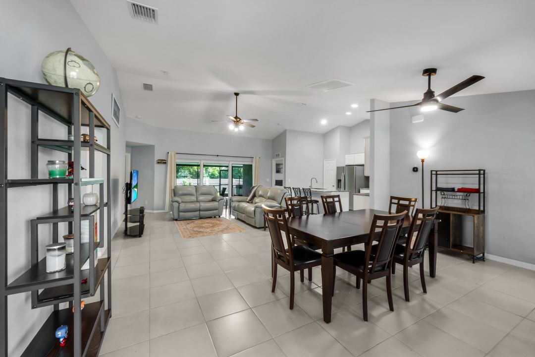 2627 SW 4th Terrace, Cape Coral, FL 33991