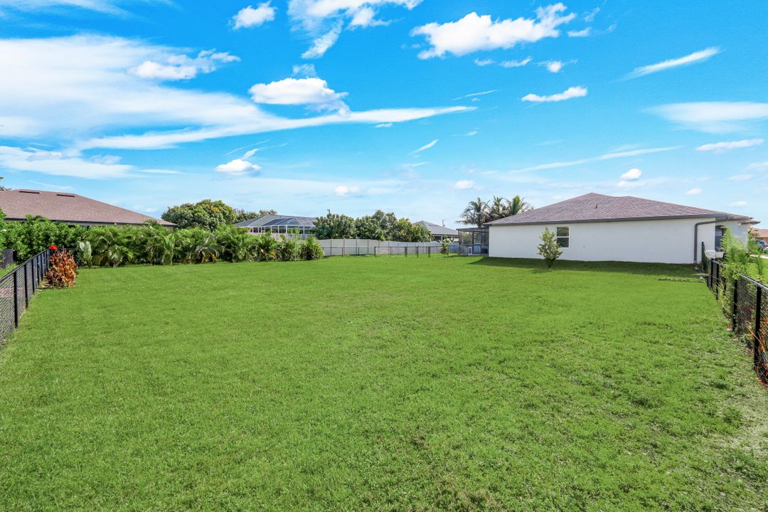 2627 SW 4th Terrace, Cape Coral, FL 33991