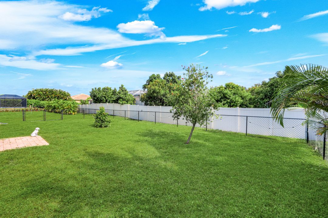 2627 SW 4th Terrace, Cape Coral, FL 33991
