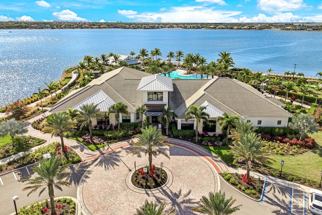 11811 Venetian Lagoon Dr #204, Fort Myers, FL 33913