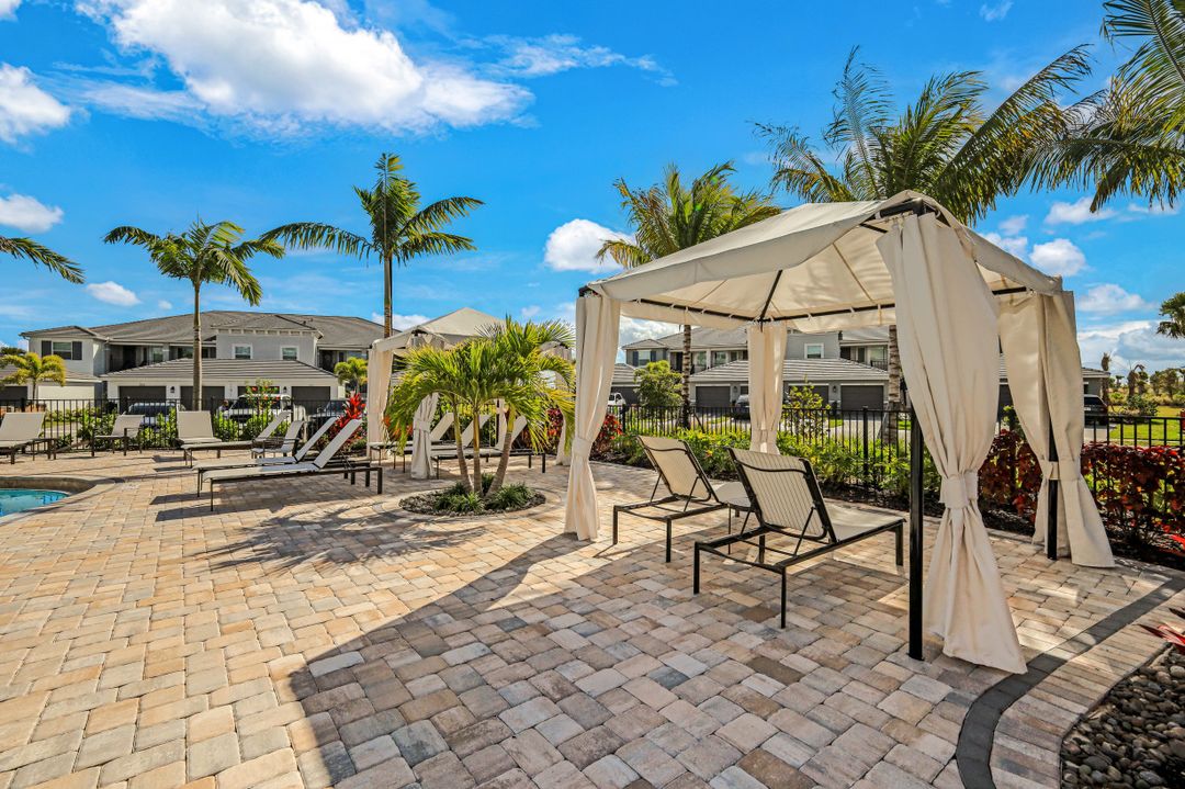 11811 Venetian Lagoon Dr #204, Fort Myers, FL 33913