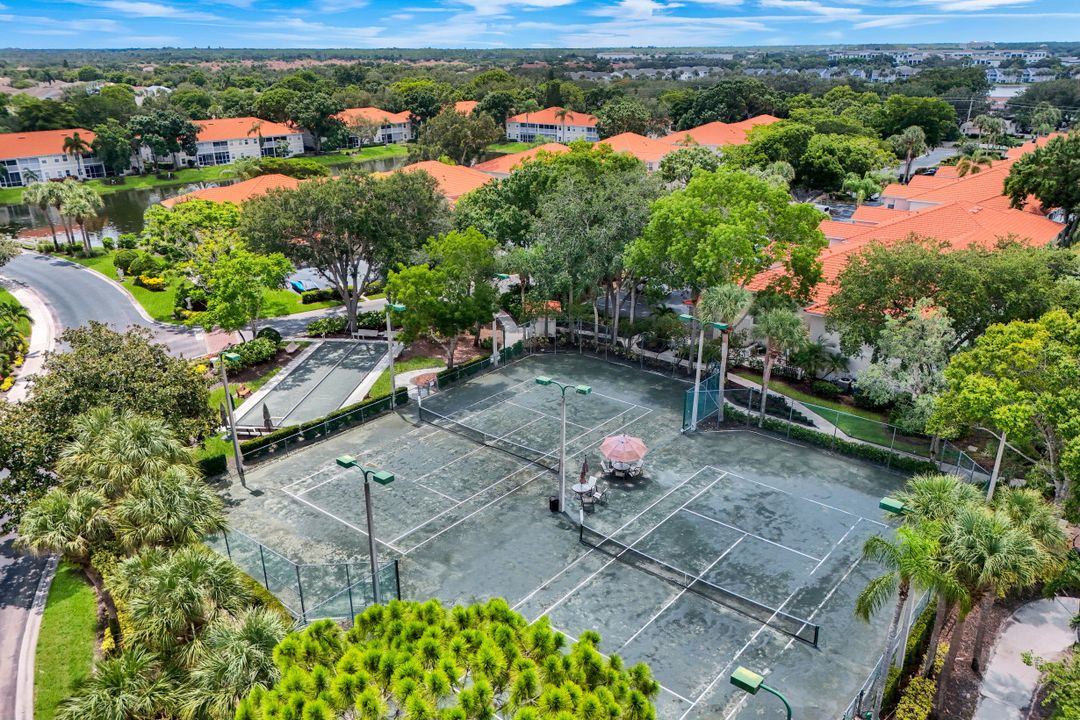 7518 Silver Trumpet Ln #201, Naples, FL 34109