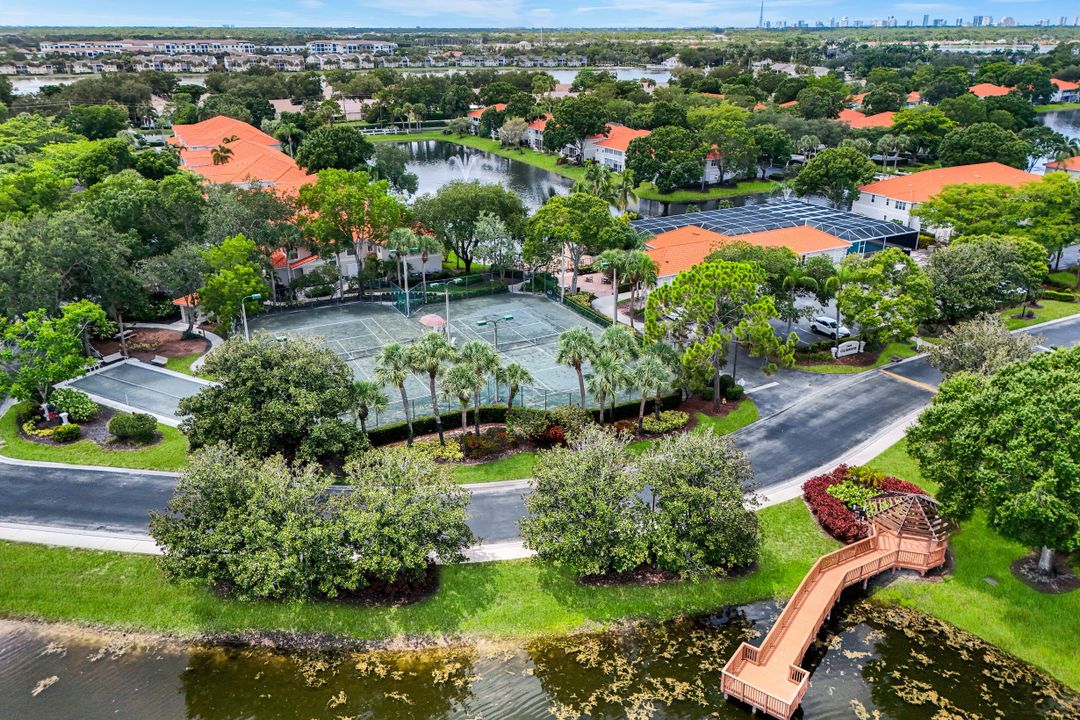 7518 Silver Trumpet Ln #201, Naples, FL 34109