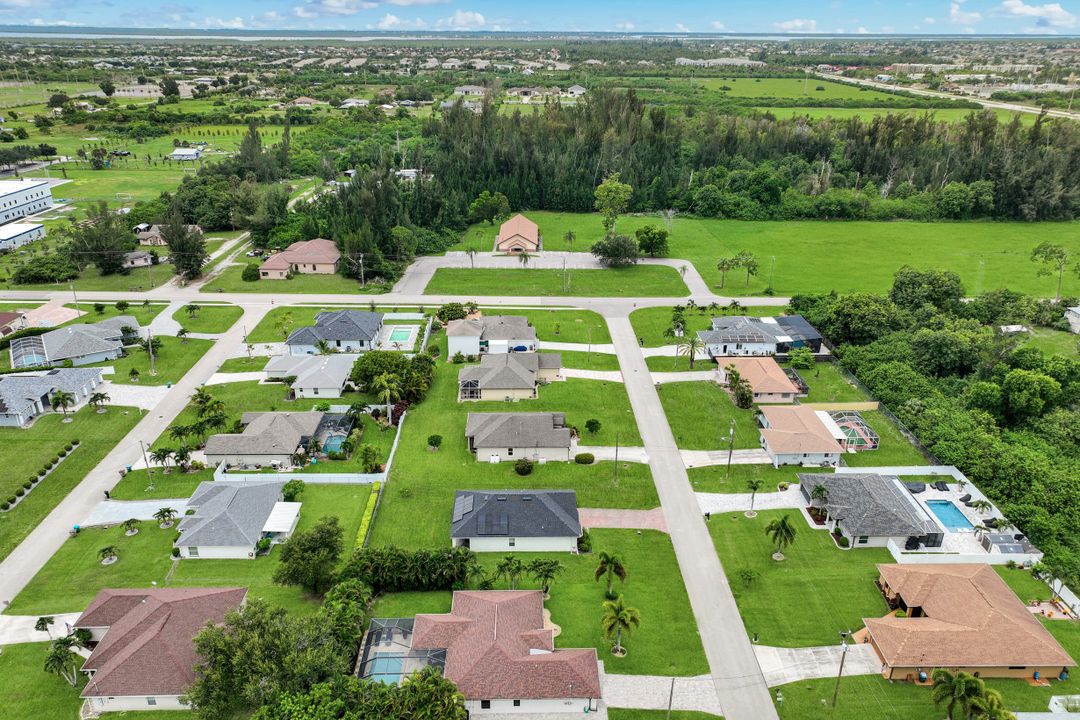 1900 SW 10th Terrace, Cape Coral, FL 33991