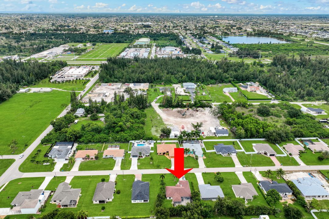 1900 SW 10th Terrace, Cape Coral, FL 33991