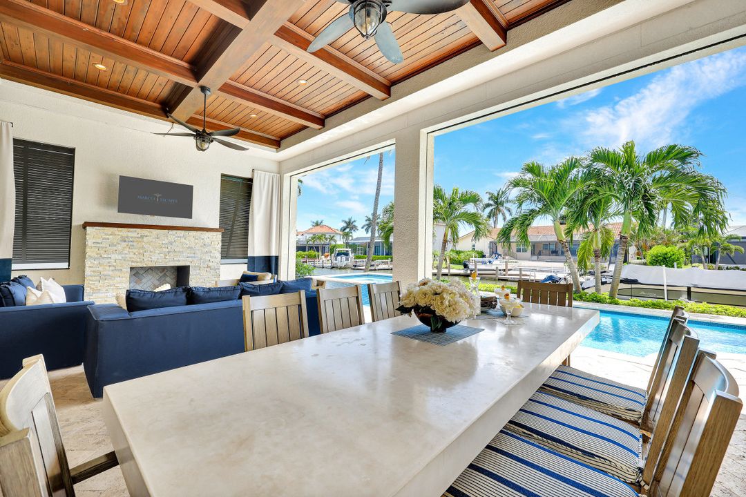 172 Hollyhock Ct, Marco Island, FL 34145