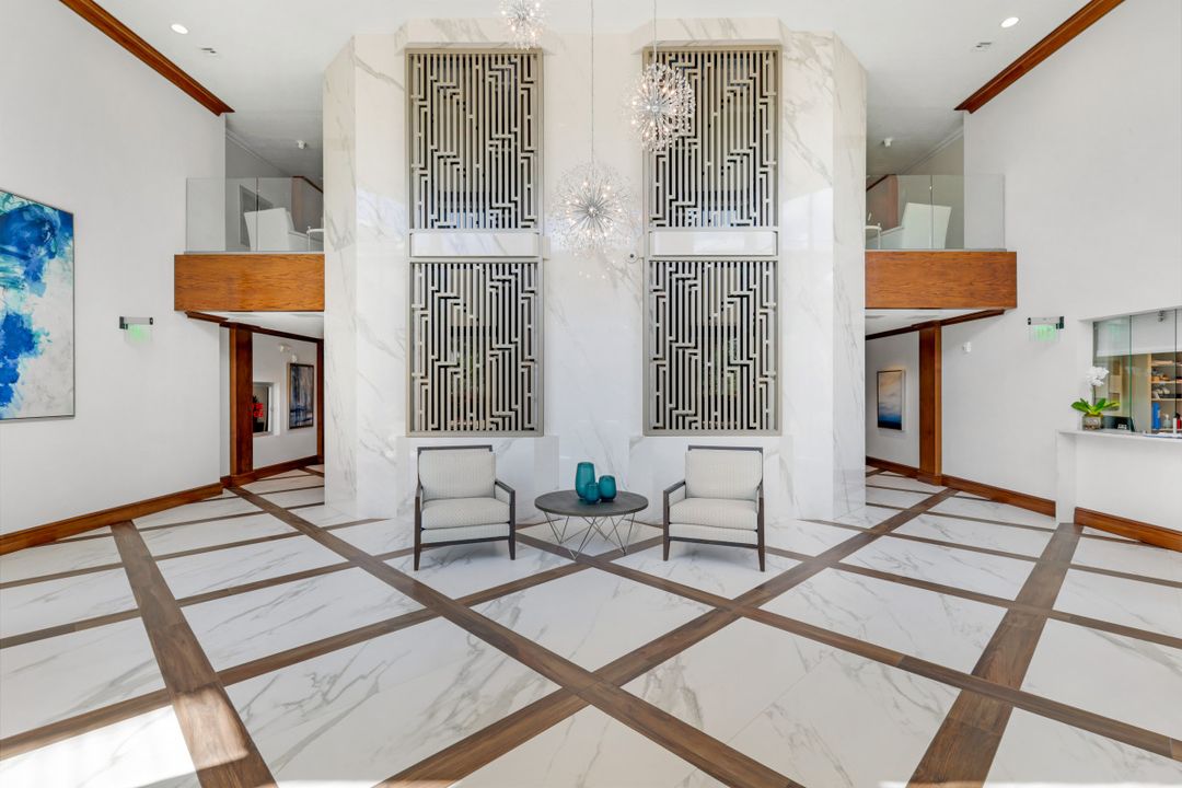 6075 Pelican Bay Blvd #1101, Naples, FL 34108