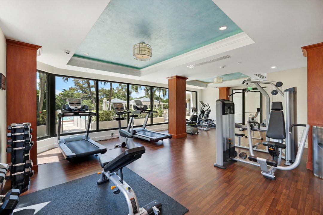6075 Pelican Bay Blvd #1101, Naples, FL 34108