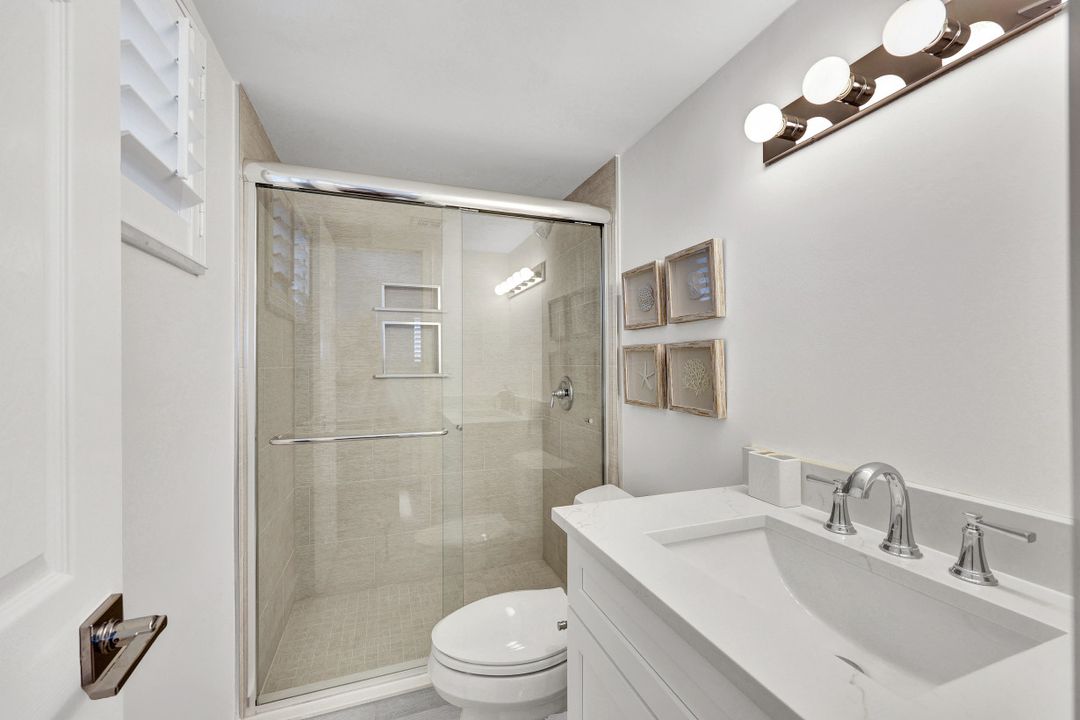 1100 Gulf Shore Blvd N #108, Naples, FL 34102