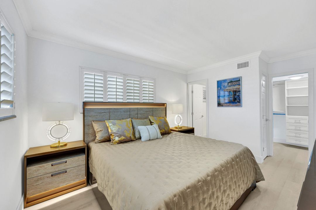 1100 Gulf Shore Blvd N #108, Naples, FL 34102