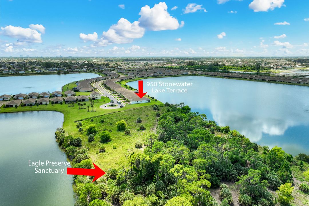 950 Stonewater Lk Ter, Cape Coral, FL 33993