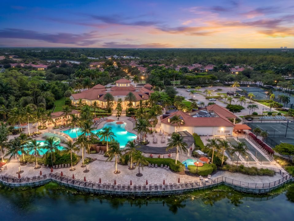 9461 Napoli Ln, Naples, FL 34113