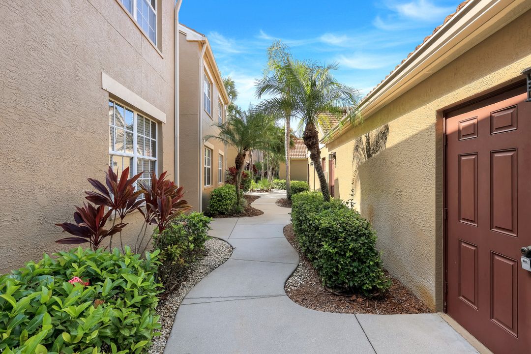 20151 Seagrove St #207, Estero, FL 33928