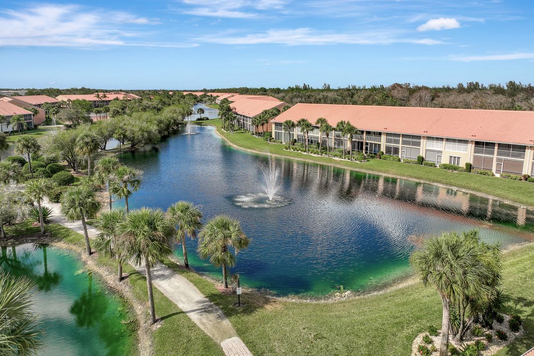 6720 Beach Resort Dr #10, Naples, FL 34114