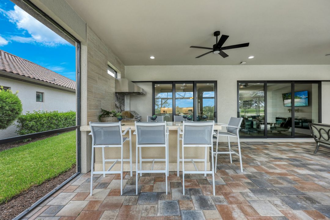 9408 Rapallo St, Naples, FL 34119