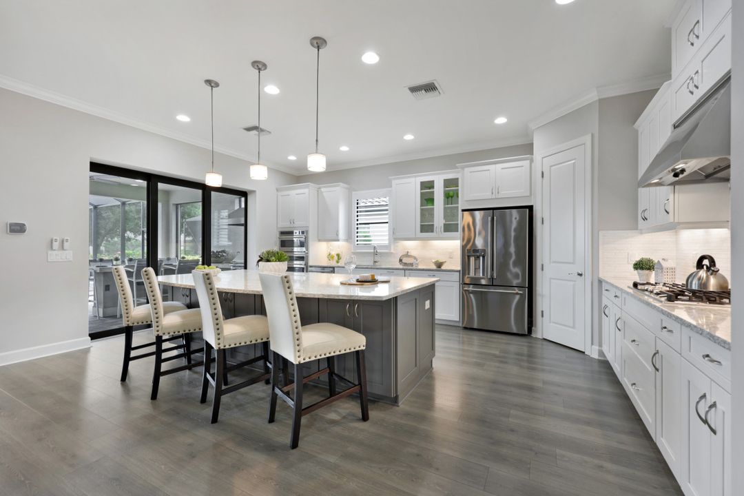 9408 Rapallo St, Naples, FL 34119