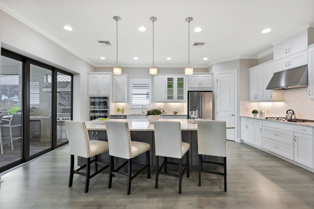 9408 Rapallo St, Naples, FL 34119