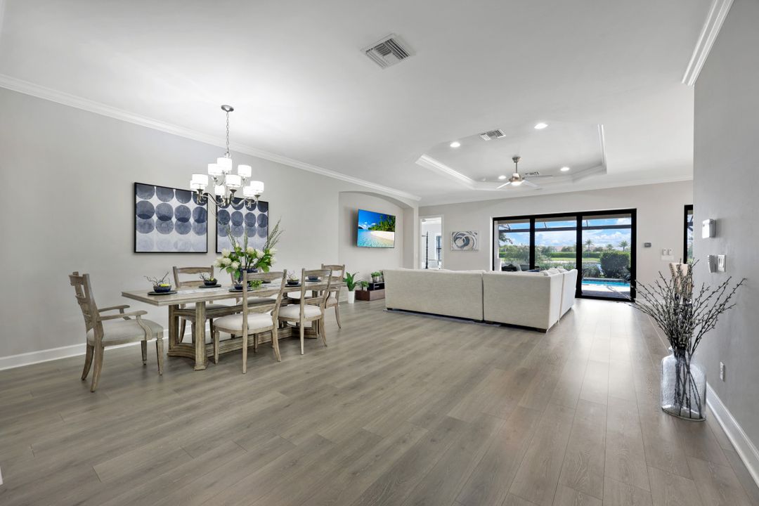 9408 Rapallo St, Naples, FL 34119