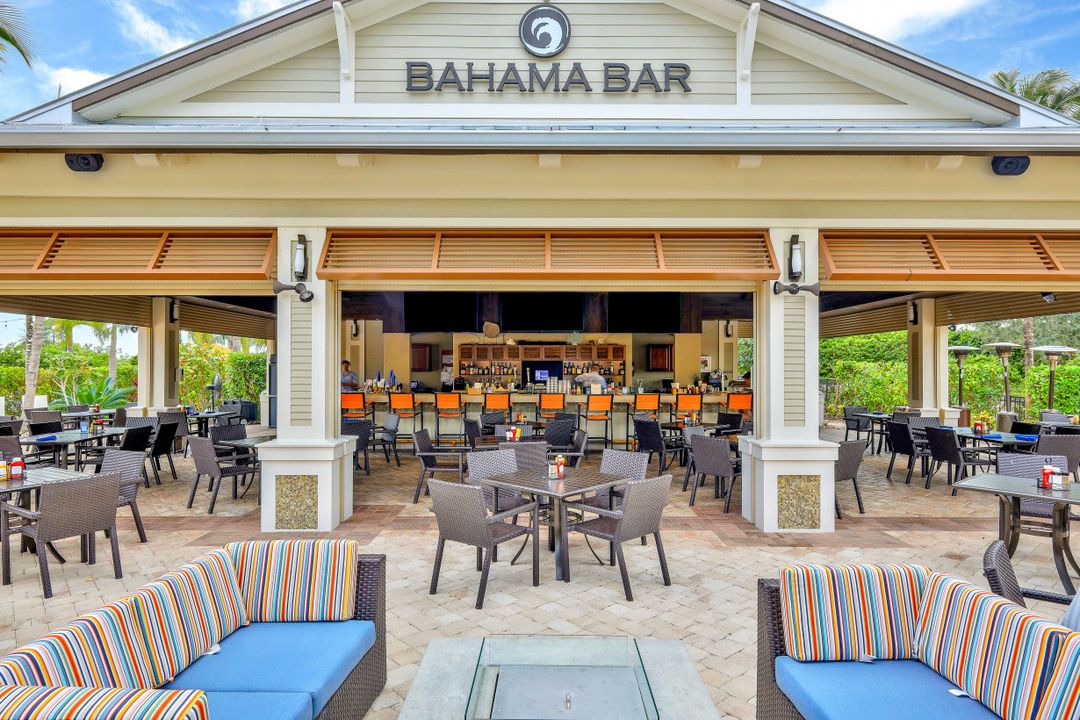 9408 Rapallo St, Naples, FL 34119
