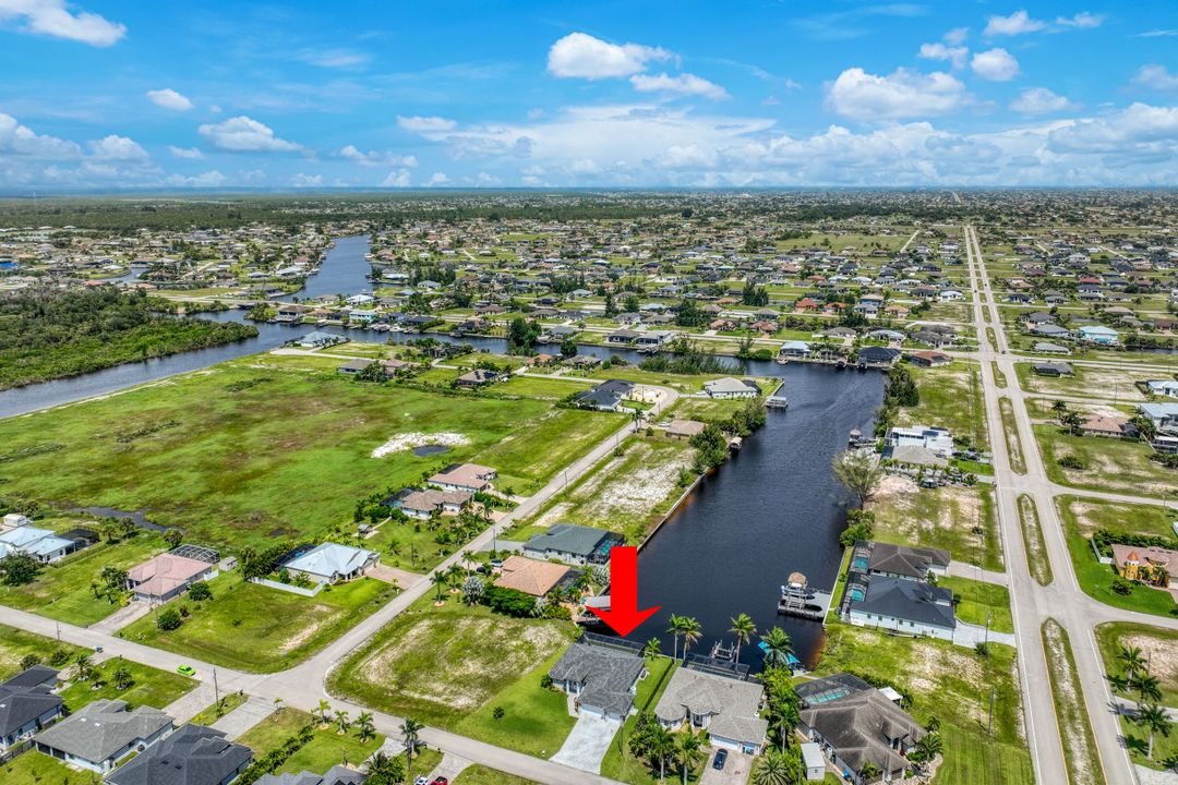 1613 NW 42nd Pl, Cape Coral, FL 33993
