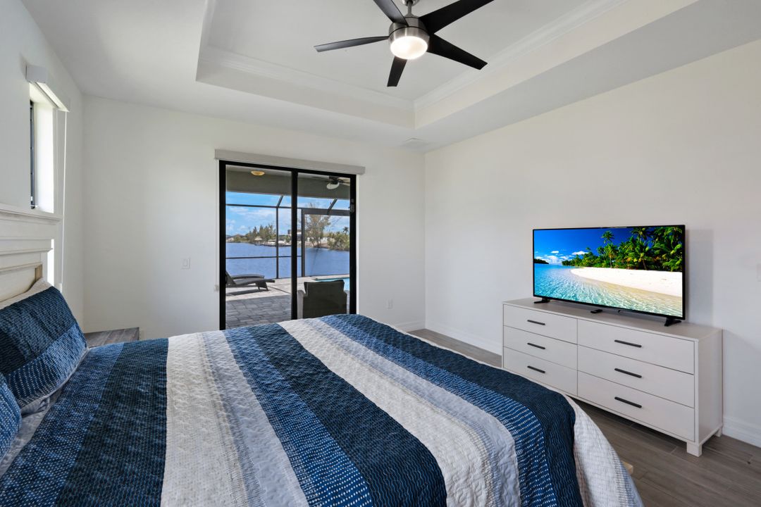 1613 NW 42nd Pl, Cape Coral, FL 33993