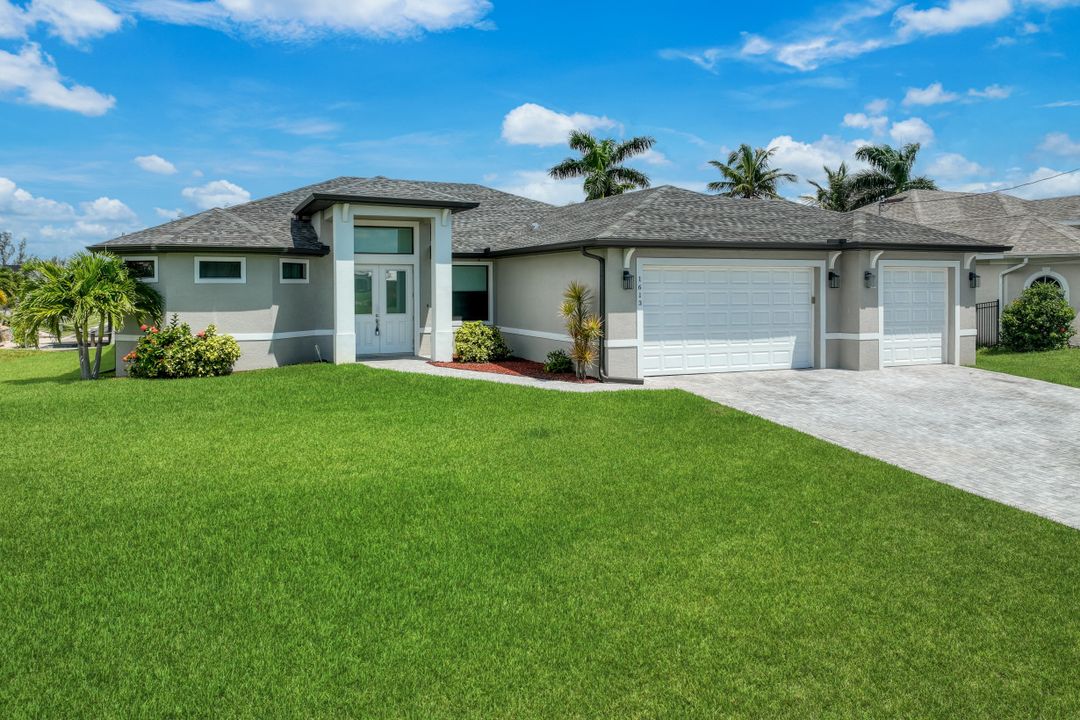 1613 NW 42nd Pl, Cape Coral, FL 33993