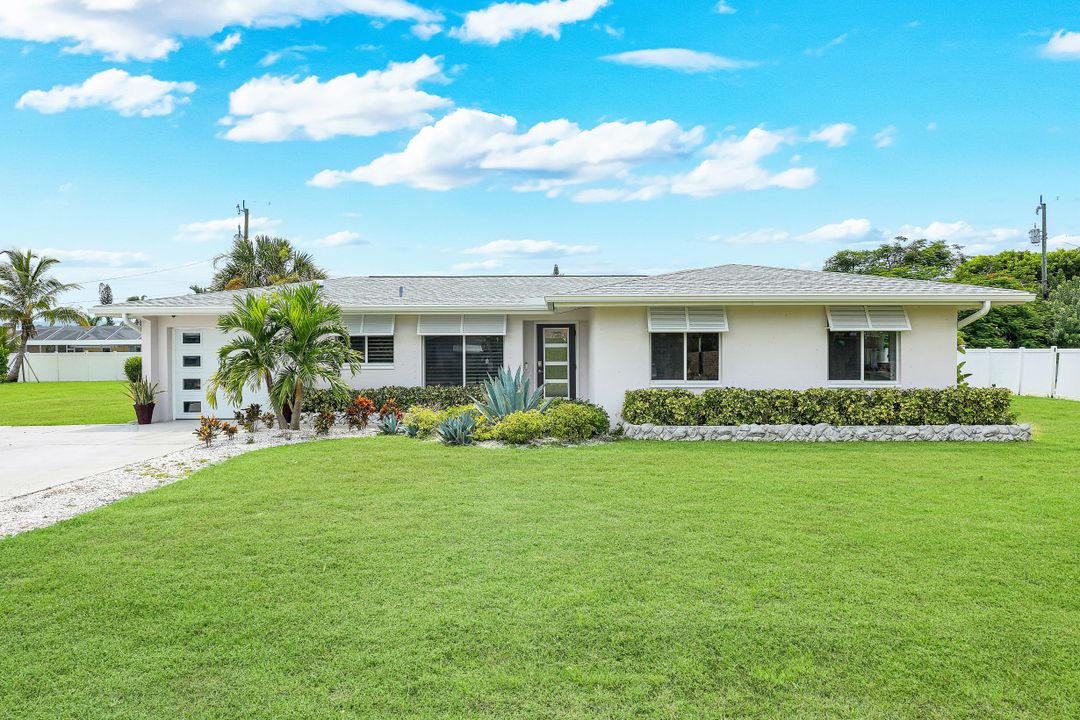 5236 Elm Ct, Cape Coral, FL 33904