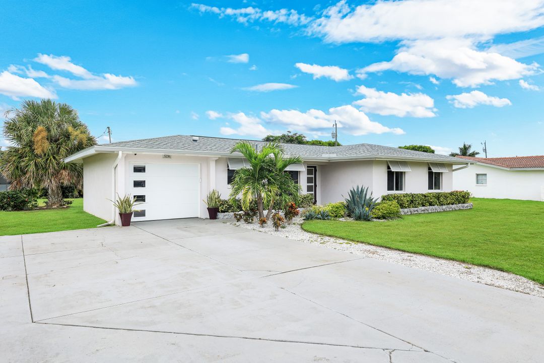 5236 Elm Ct, Cape Coral, FL 33904