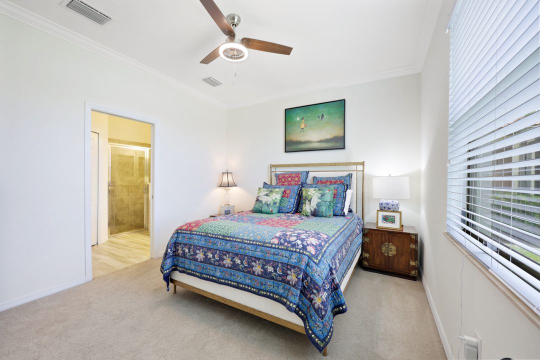 1459 Oceania Dr, Naples, FL 34113