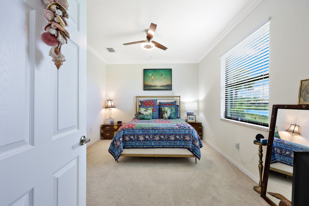 1459 Oceania Dr, Naples, FL 34113