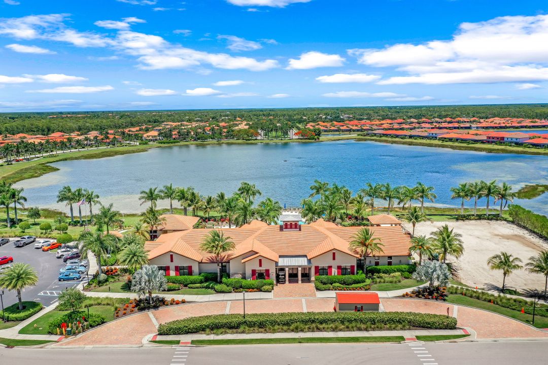 1459 Oceania Dr, Naples, FL 34113