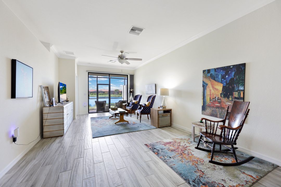 1459 Oceania Dr, Naples, FL 34113
