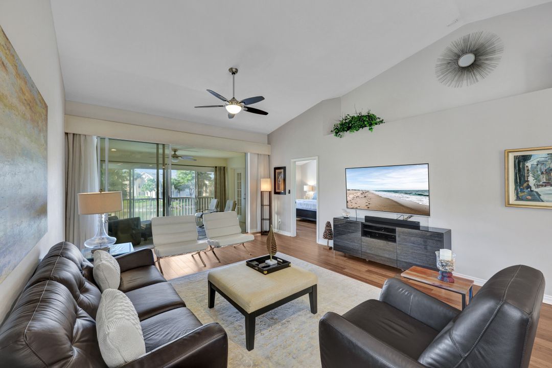 752 Wiggins Lake Dr #201, Naples, FL 34110