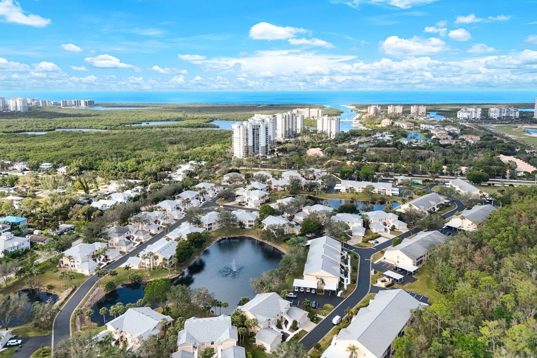 752 Wiggins Lake Dr #201, Naples, FL 34110