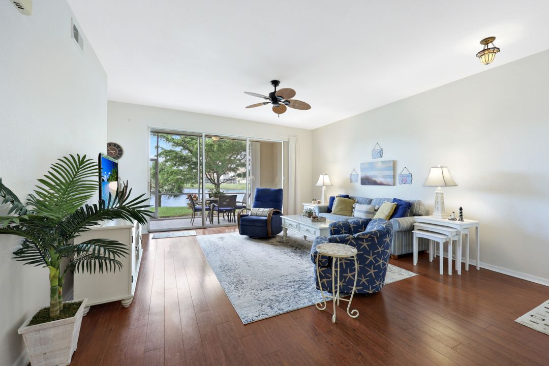 325 Dover Pl #103, Naples, FL 34104