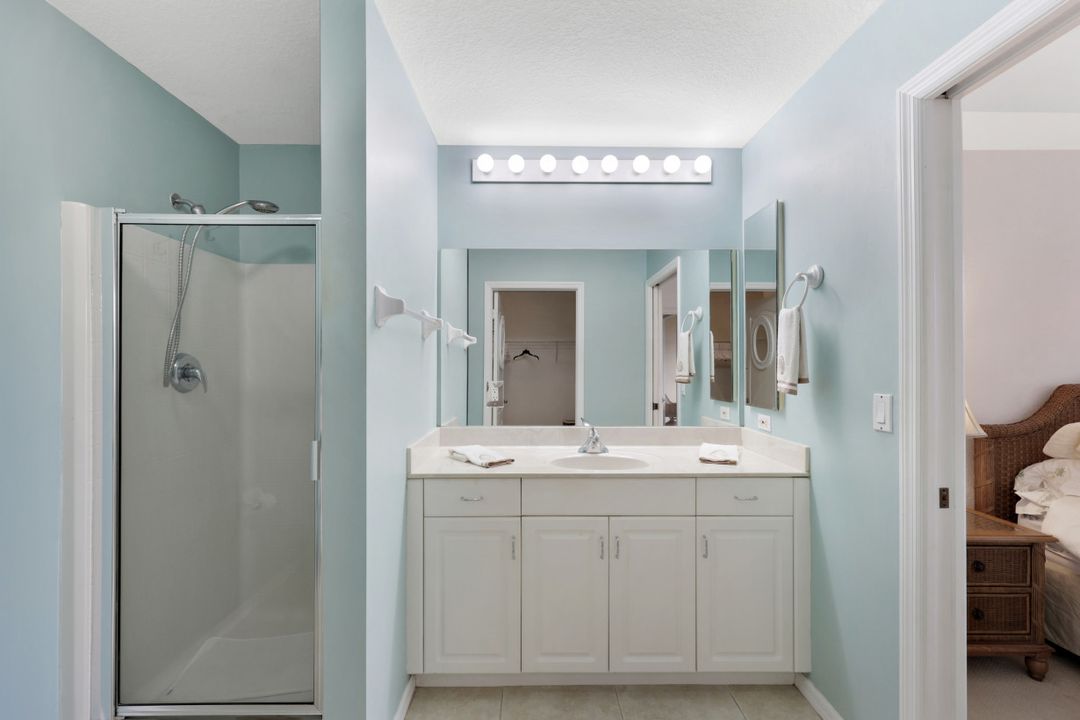 325 Dover Pl #103, Naples, FL 34104