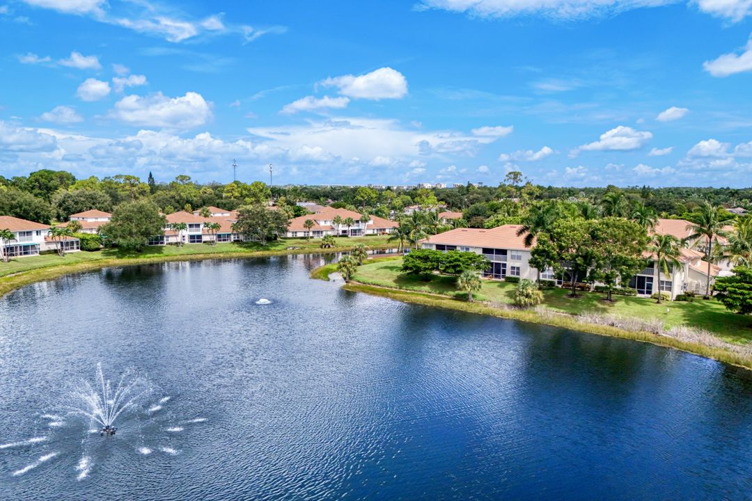 325 Dover Pl #103, Naples, FL 34104