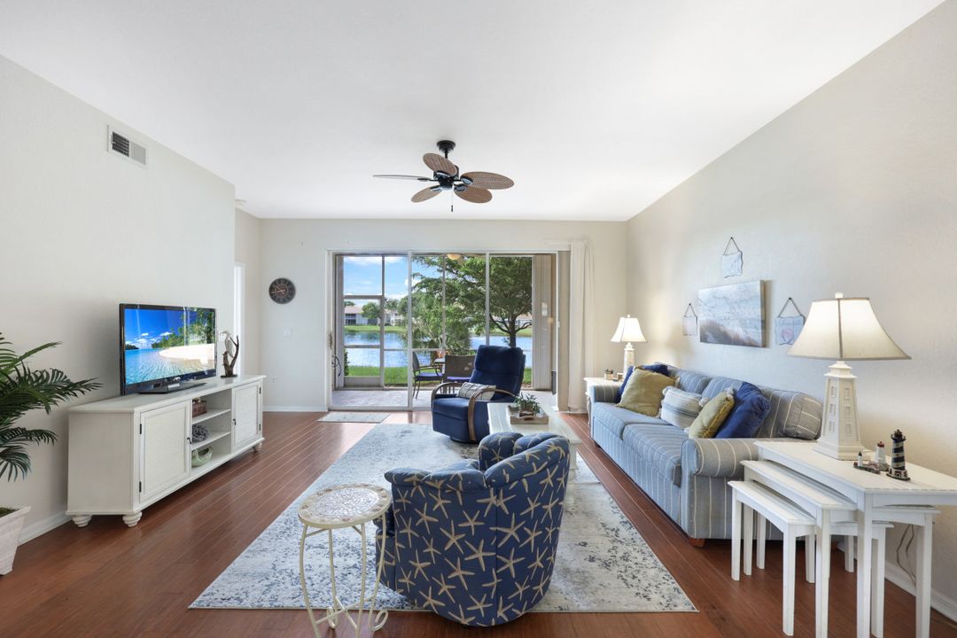 325 Dover Pl #103, Naples, FL 34104