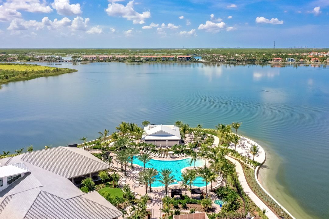 11720 Canal Grande Dr, Fort Myers, FL 33913