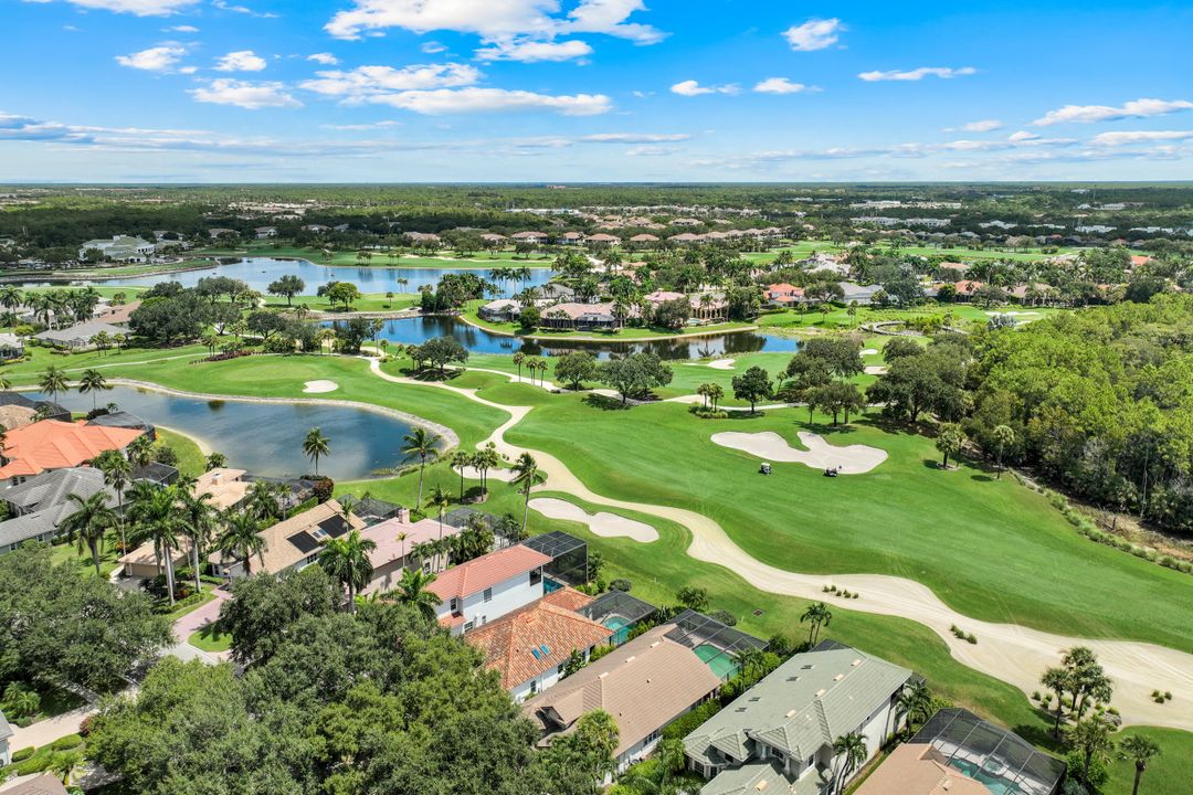 5076 Kensington High St, Naples, FL 34105