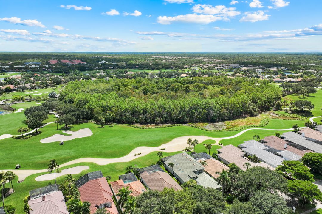 5076 Kensington High St, Naples, FL 34105