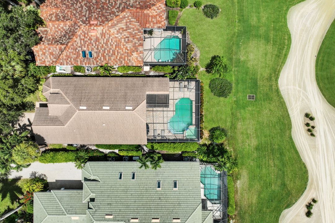 5076 Kensington High St, Naples, FL 34105