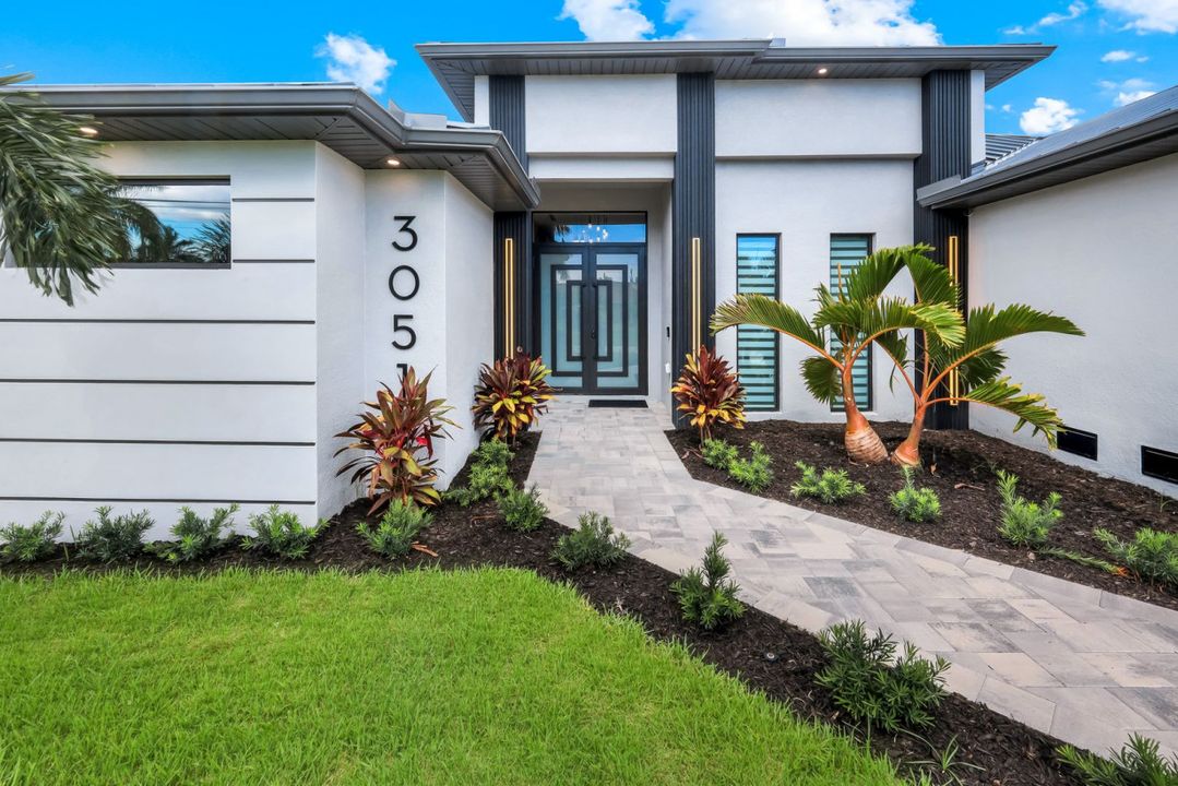 3051 SW 27th Pl, Cape Coral, FL 33914