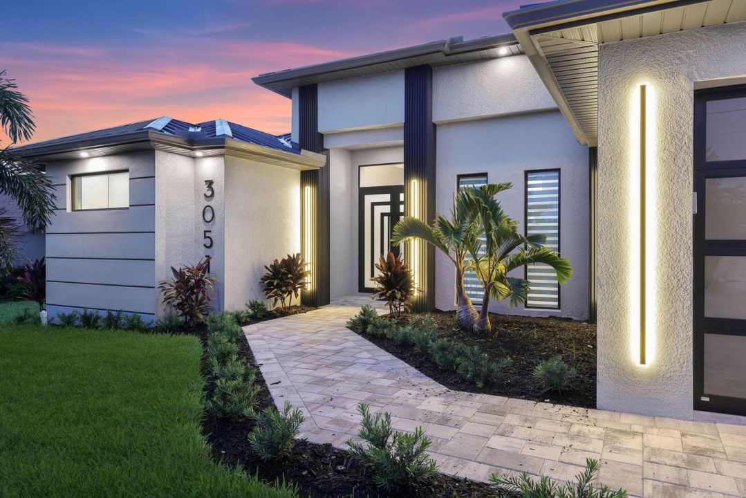 3051 SW 27th Pl, Cape Coral, FL 33914