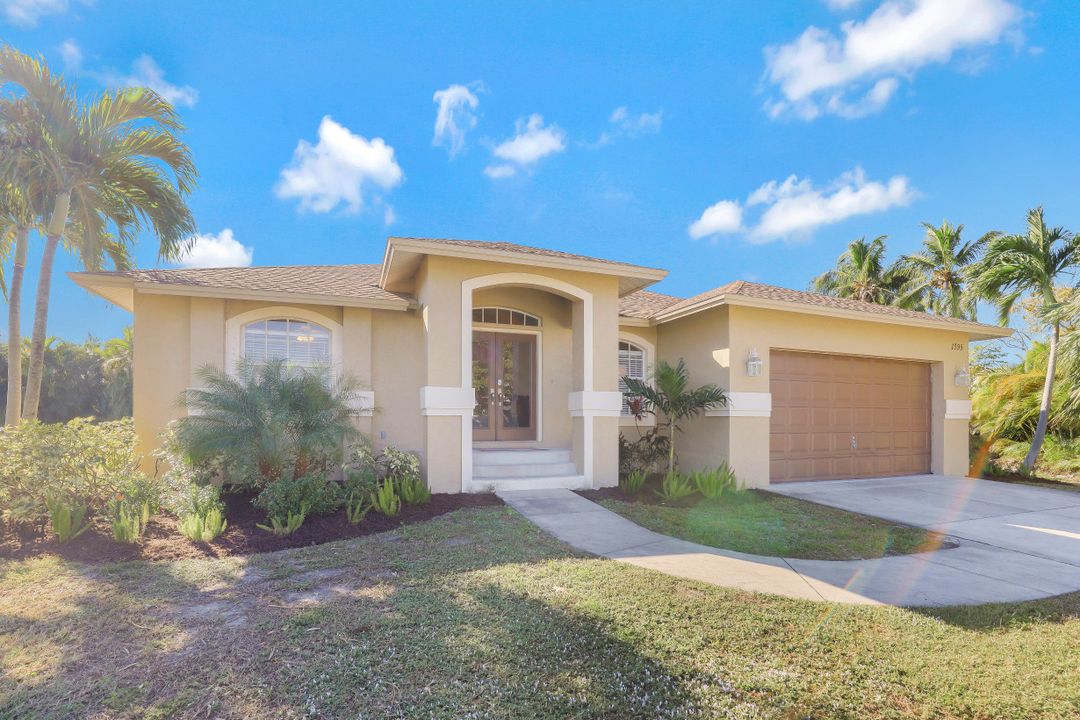 1395 Leland Way, Marco Island, FL 34145