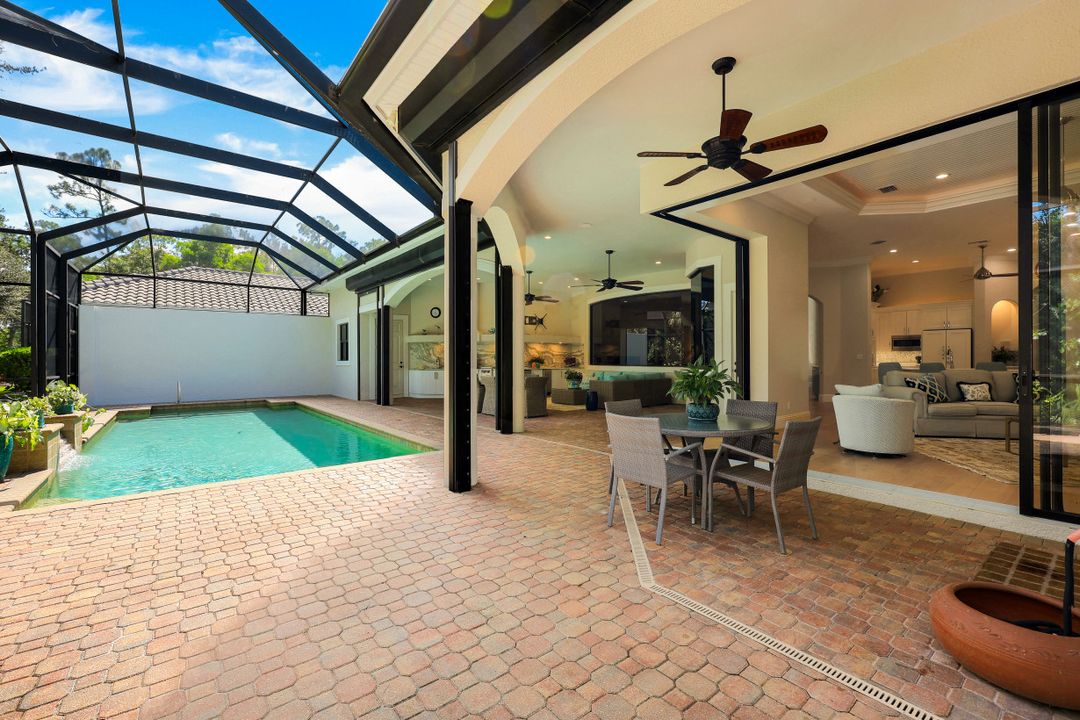 1725 Supreme Ct, Naples, FL 34110
