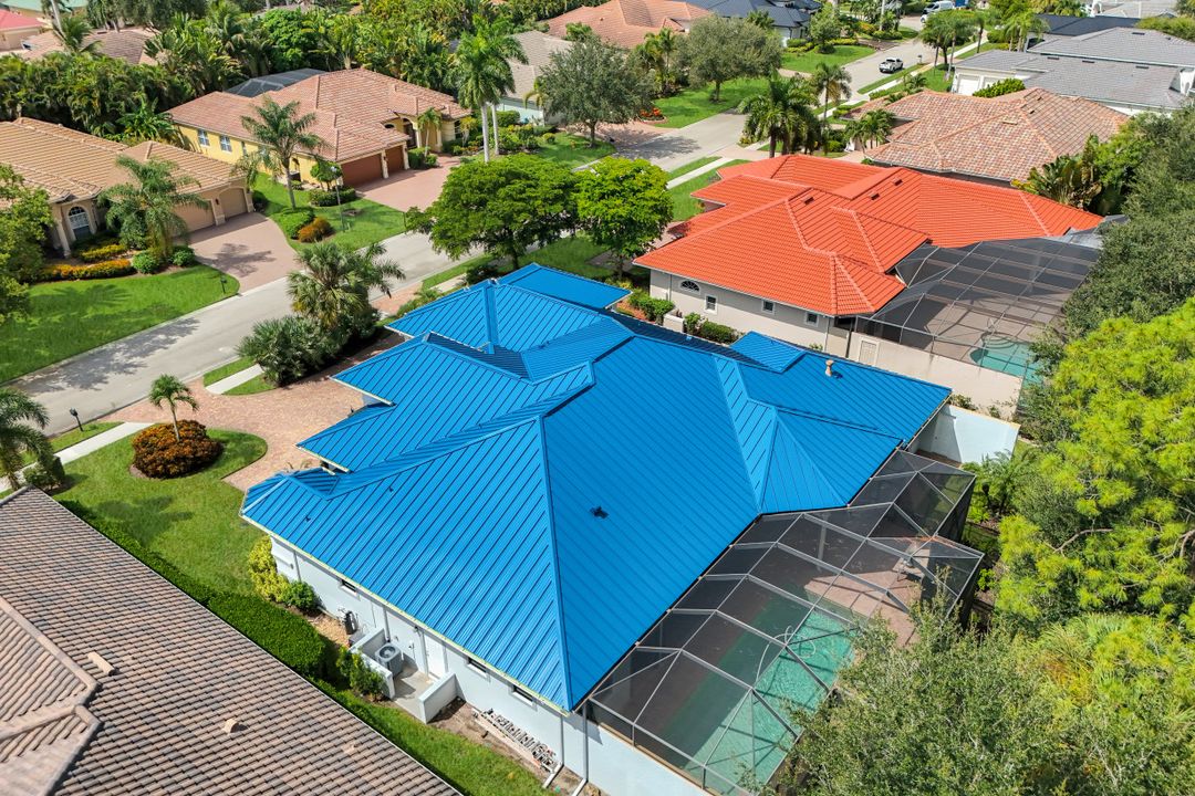 1725 Supreme Ct, Naples, FL 34110