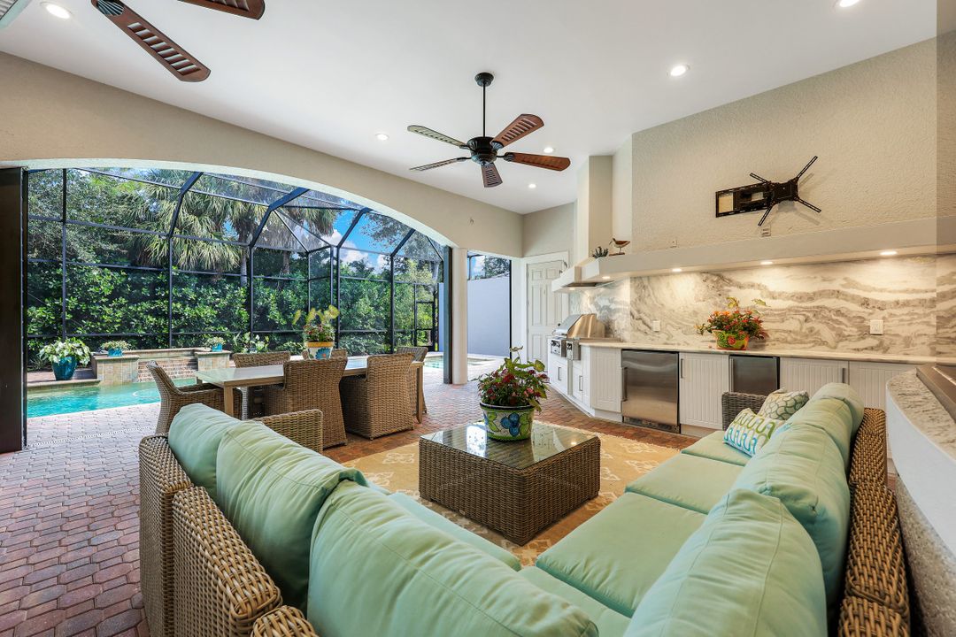 1725 Supreme Ct, Naples, FL 34110