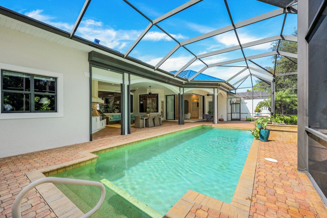 1725 Supreme Ct, Naples, FL 34110