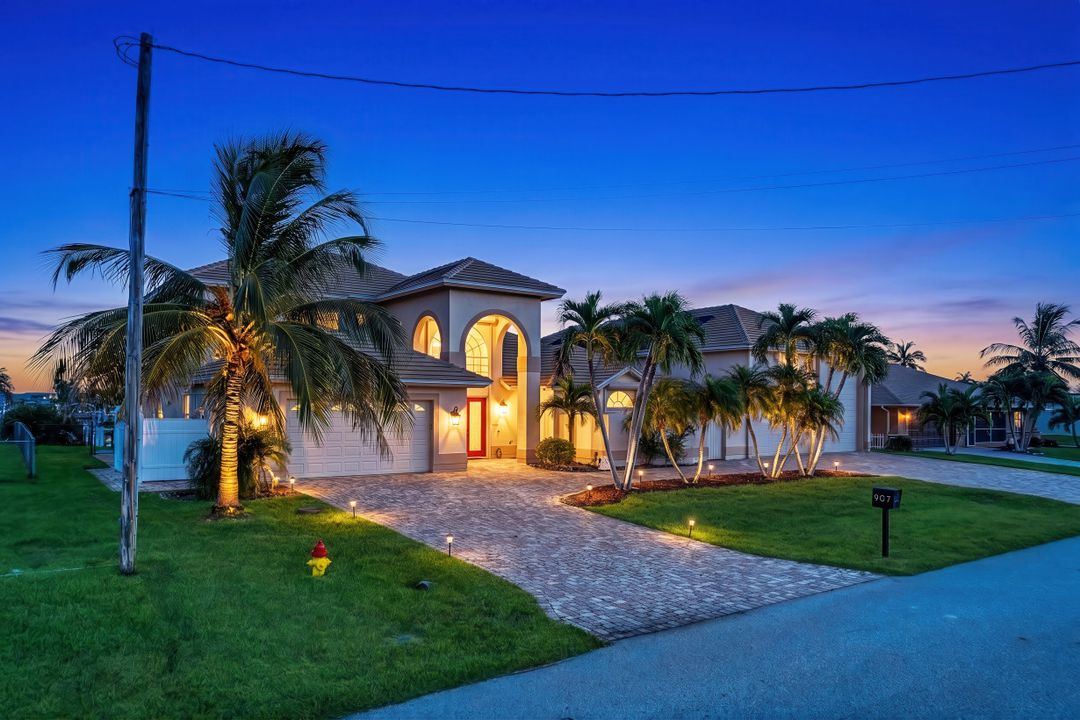 907 SW 51st Terrace, Cape Coral, FL 33914
